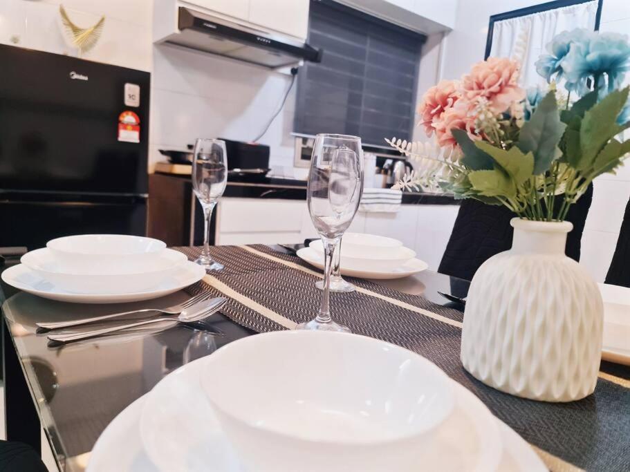 New! 4-7pax 2bedrooms Near Mount Austin Jb Apartment