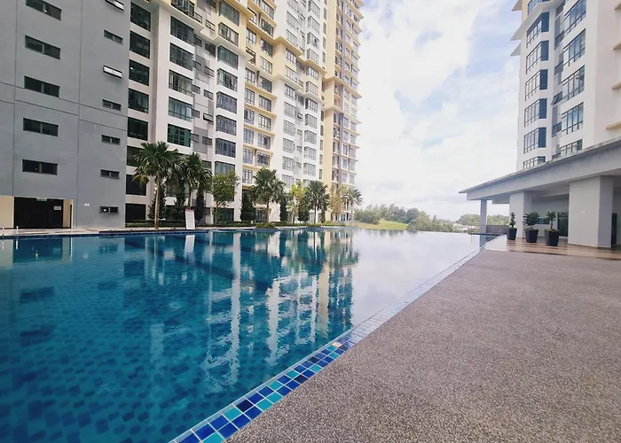 New! 4-7Pax 2Bedrooms Condo Near Mount Austin Jb